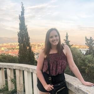 Meet your Posher, Julia